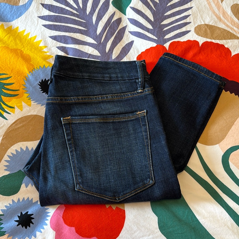Good American Blue Skinny Jeans with Classic Style